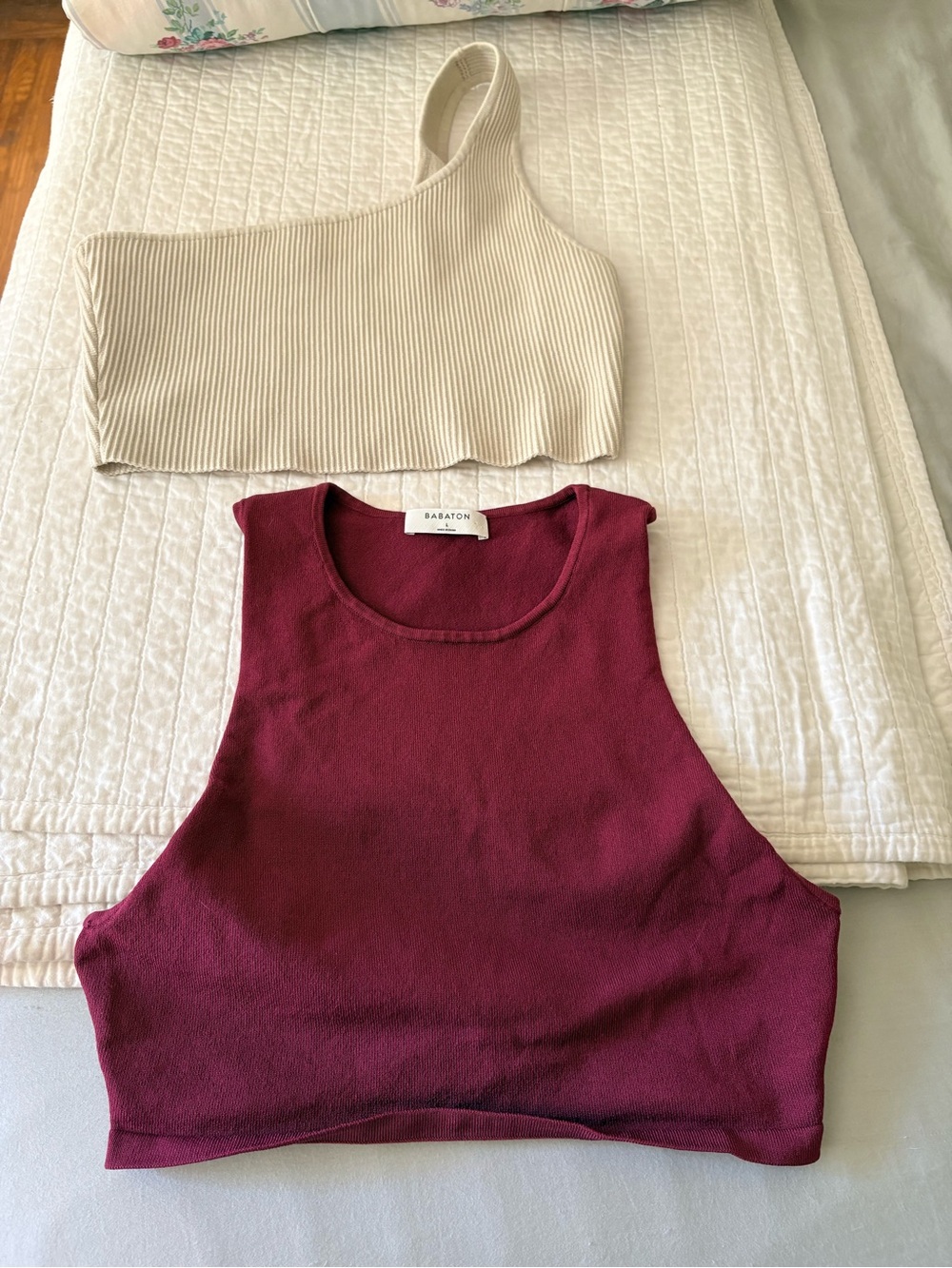 Aritzia Babaton Sculpt Knit Top Ribbed One Shoulder Cream Burgandy Lot 2 Size L